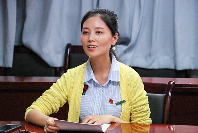 带队老师杨倩发言